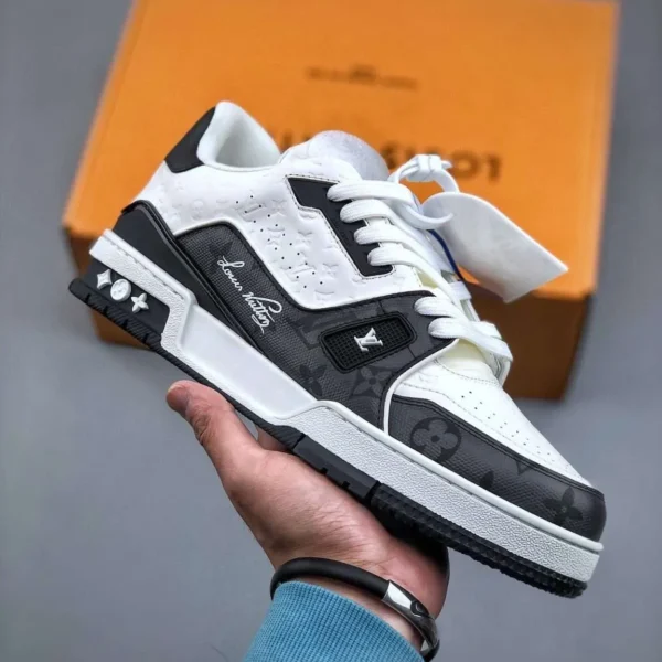 Louis Vuitton #54 Signature Black White Trainer