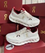 On Cloudtilt Sneakers In White And Maroon - Image 2