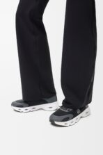 On Running Cloudsolo LOEWE Black White - Image 2