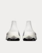 On - LightSpray Cloudboom Strike White / Black Running Shoes - Image 4